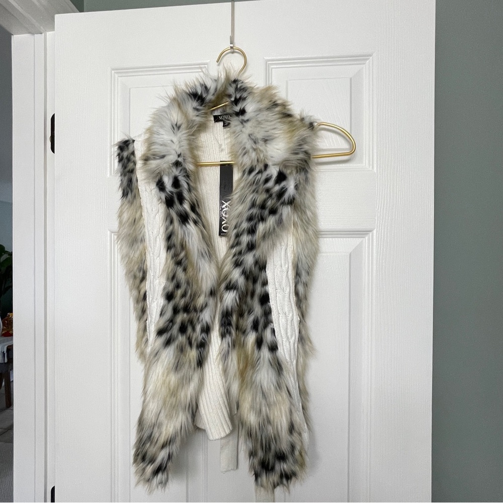 Faux fur sweater vest